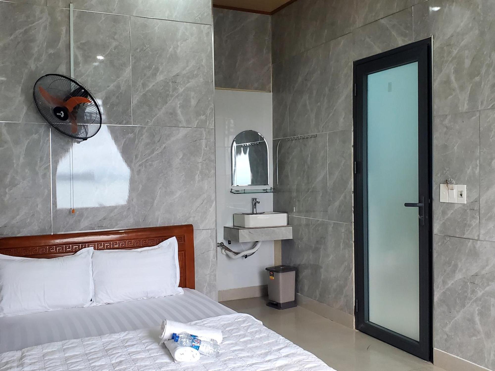 Tuan Thanh Homestay Tân Hiệ Eksteriør billede