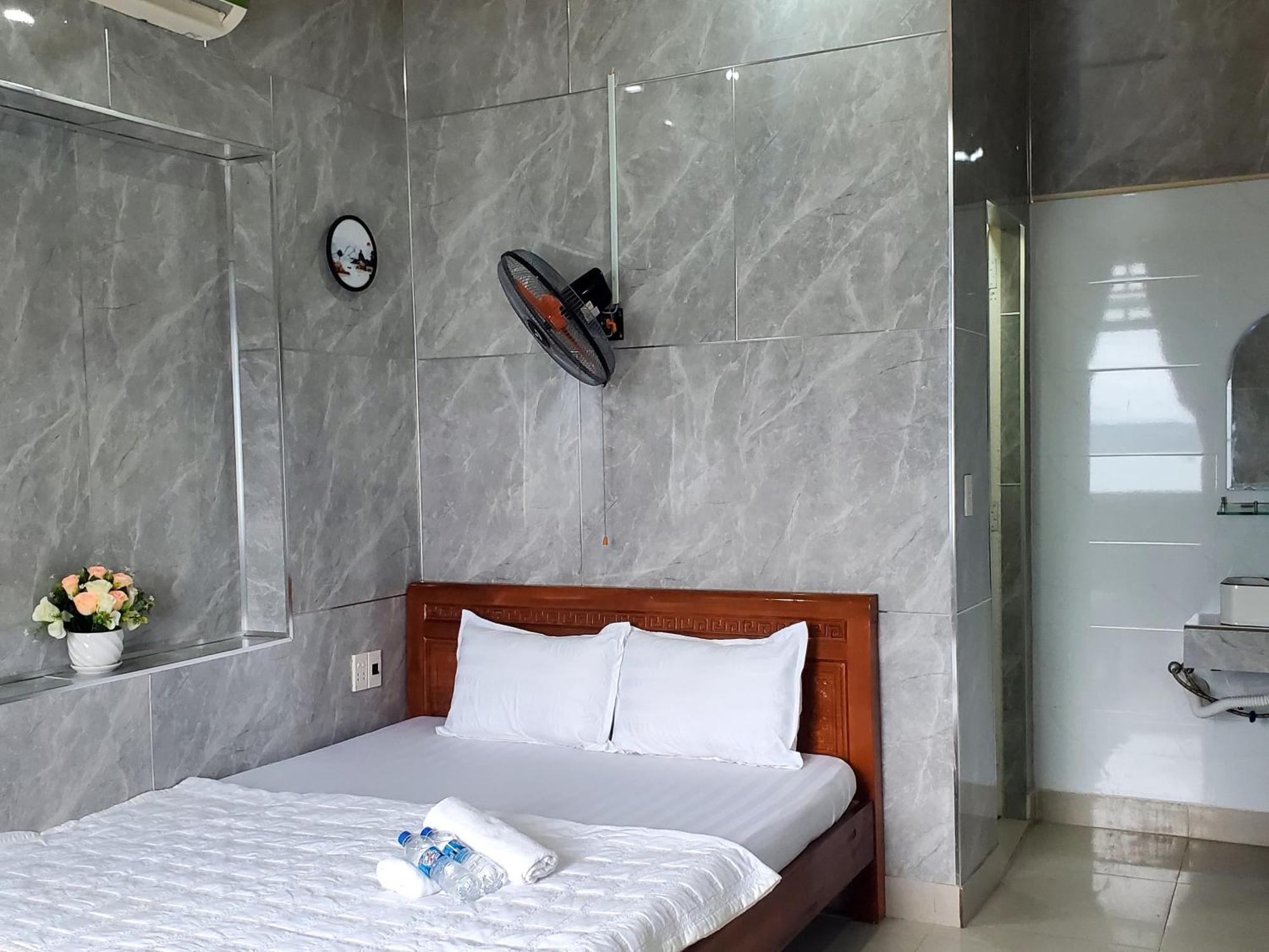 Tuan Thanh Homestay Tân Hiệ Eksteriør billede
