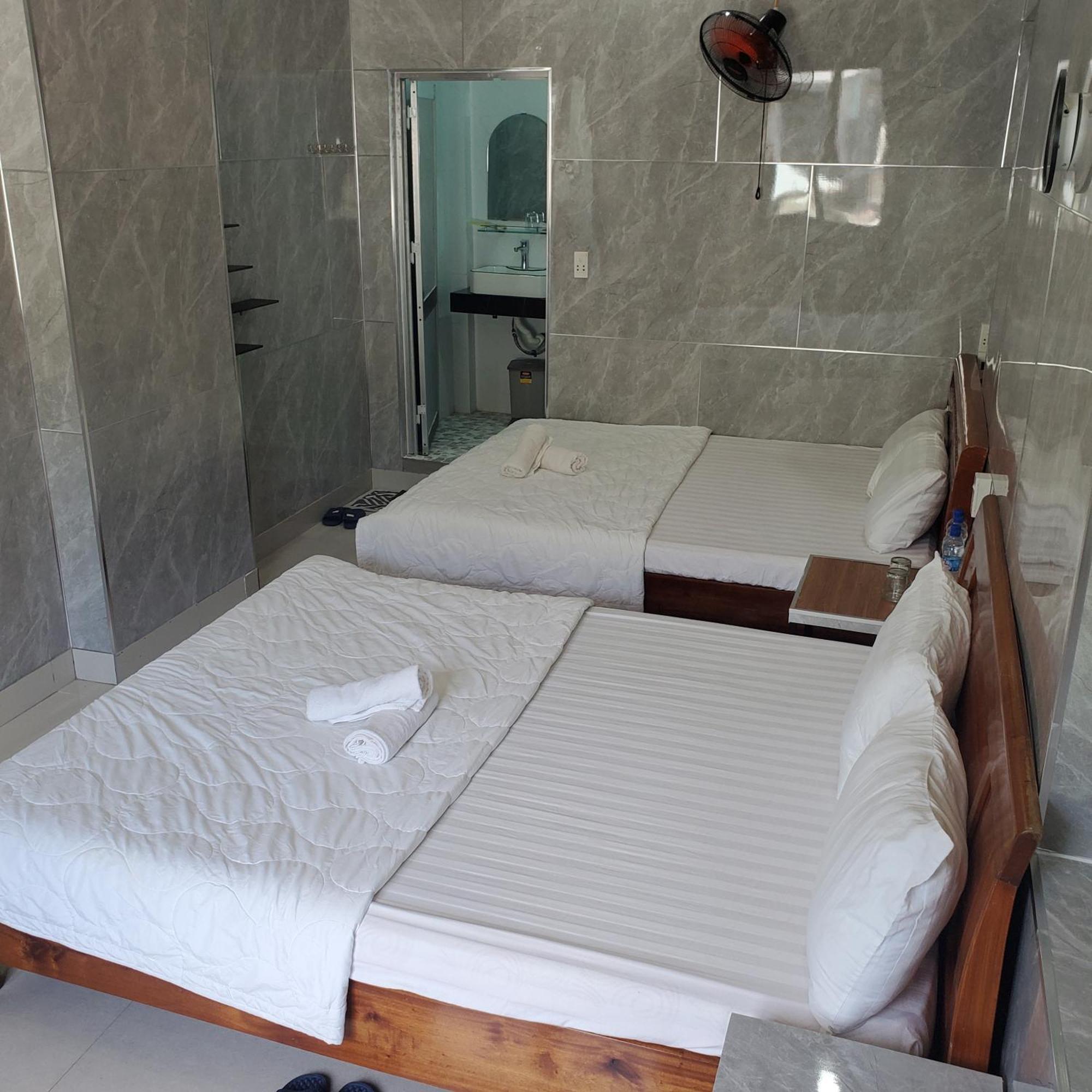 Tuan Thanh Homestay Tân Hiệ Værelse billede